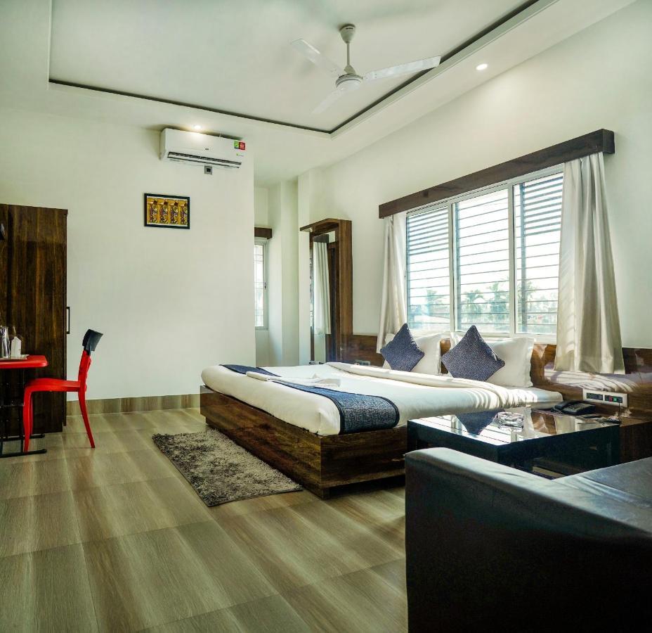 Koch Bihār Hotel Heritage מראה חיצוני תמונה