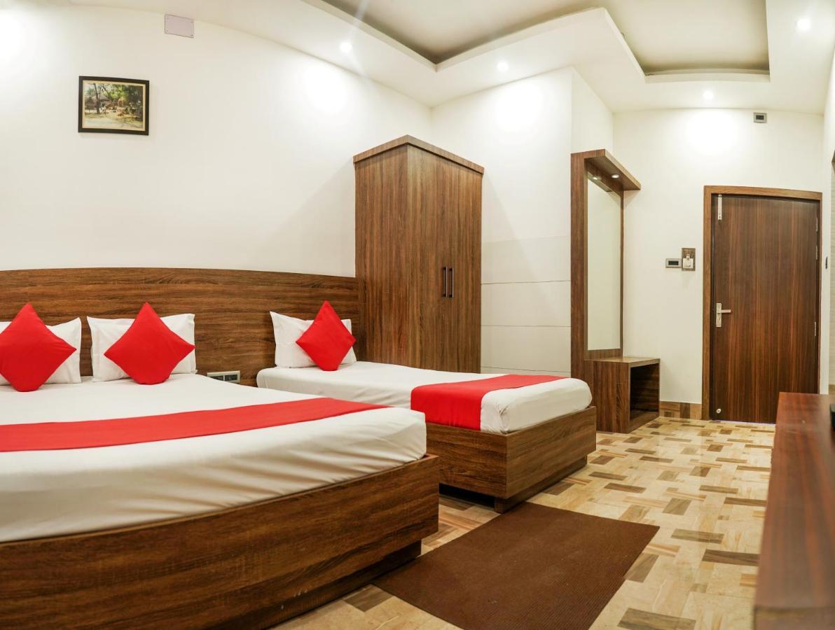 Koch Bihār Hotel Heritage מראה חיצוני תמונה