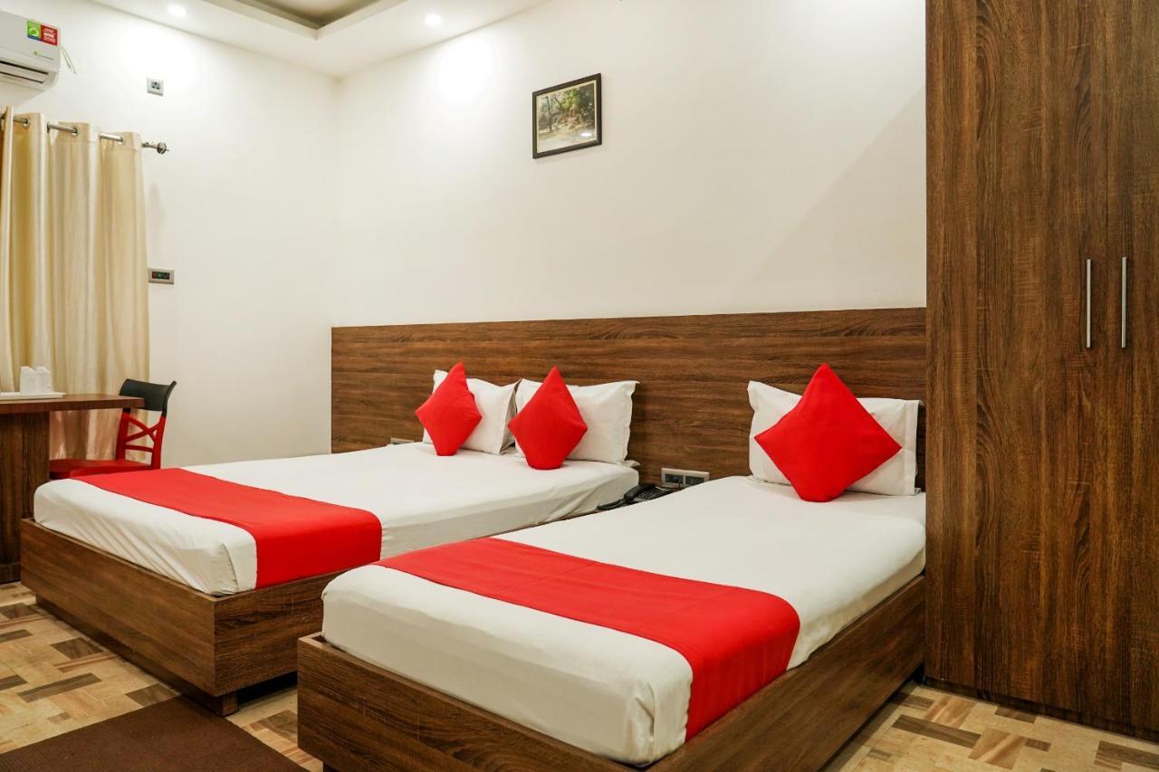 Koch Bihār Hotel Heritage מראה חיצוני תמונה