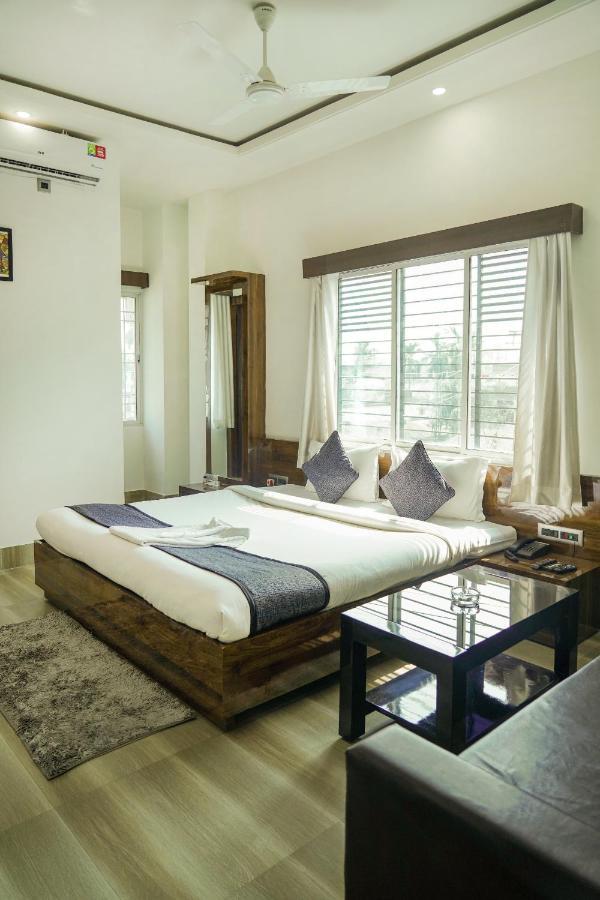 Koch Bihār Hotel Heritage מראה חיצוני תמונה